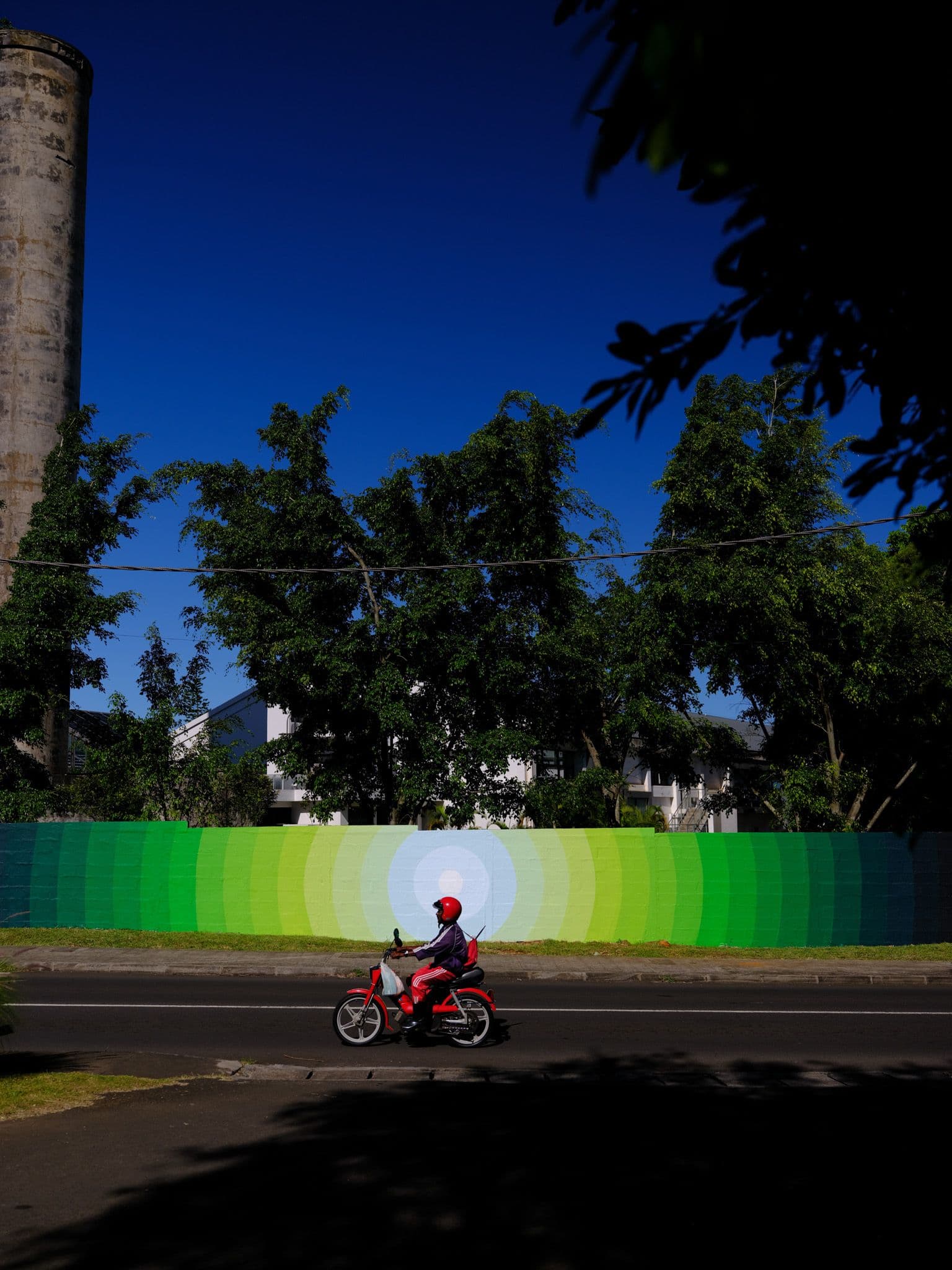 Studio Drez, Drez, Resene, Mural, Street Art, Colour, Op Art, Public Art, Contemporary Art, Street Art, Canvas, Painting, Geometric, Freehand, Abstract, KSR Gallery, King Street, Rialto, In Chromatic